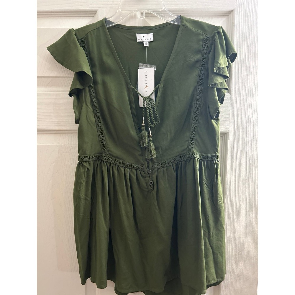 True‎ craft small green tunic with tassel
